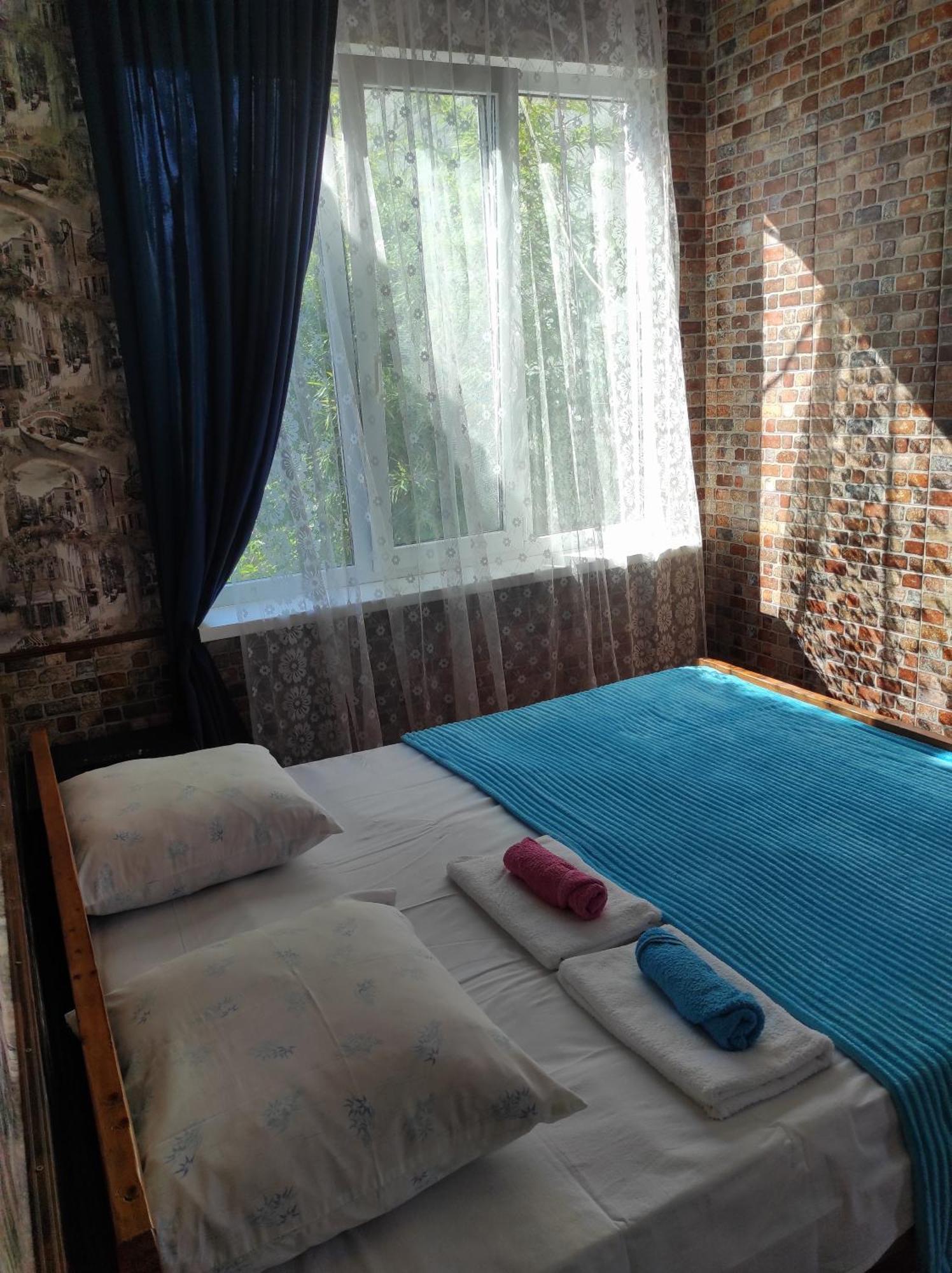 Гостевой Дом Ирина Hotel Sukhumi Luaran gambar