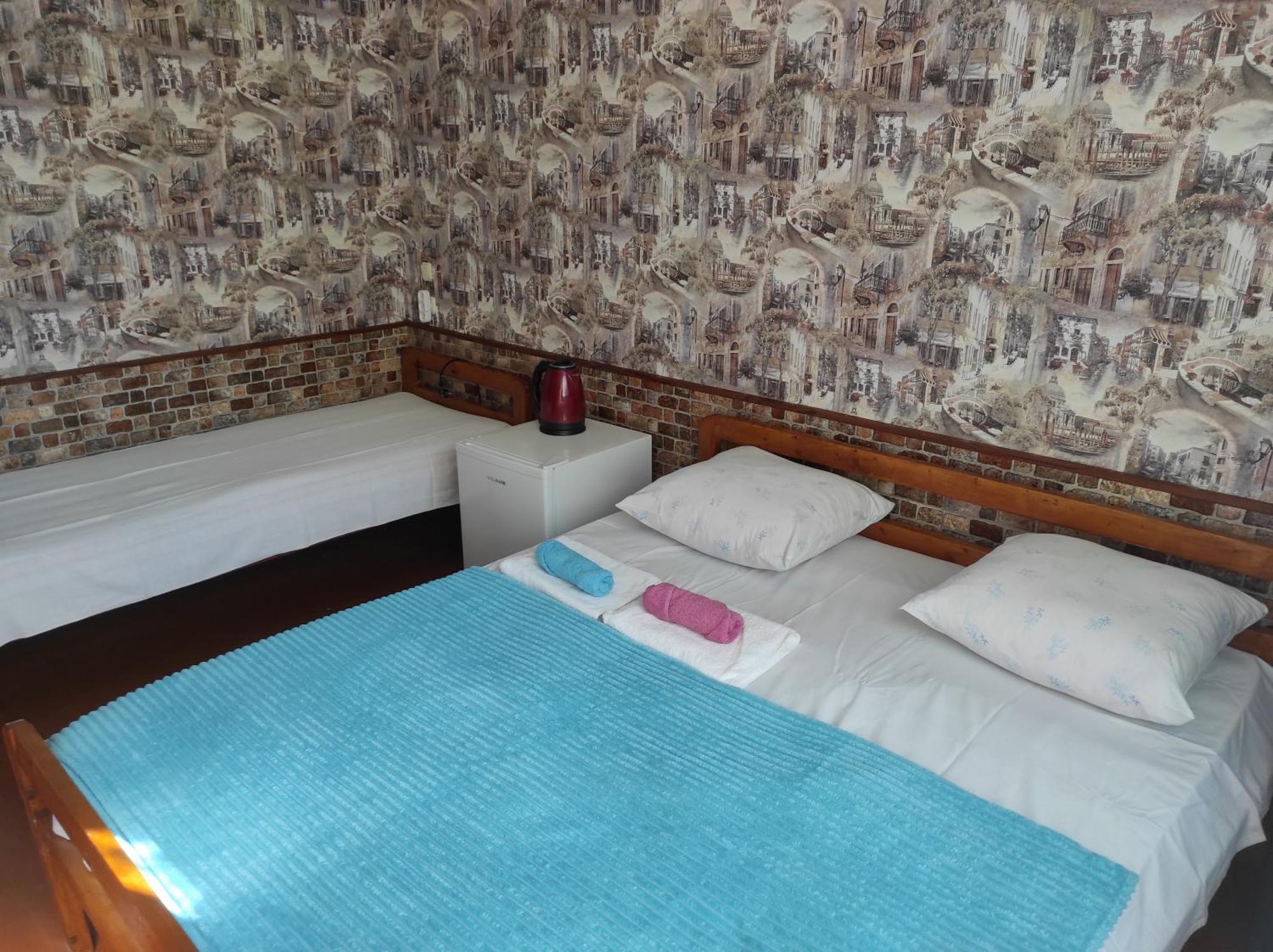 Гостевой Дом Ирина Hotel Sukhumi Luaran gambar